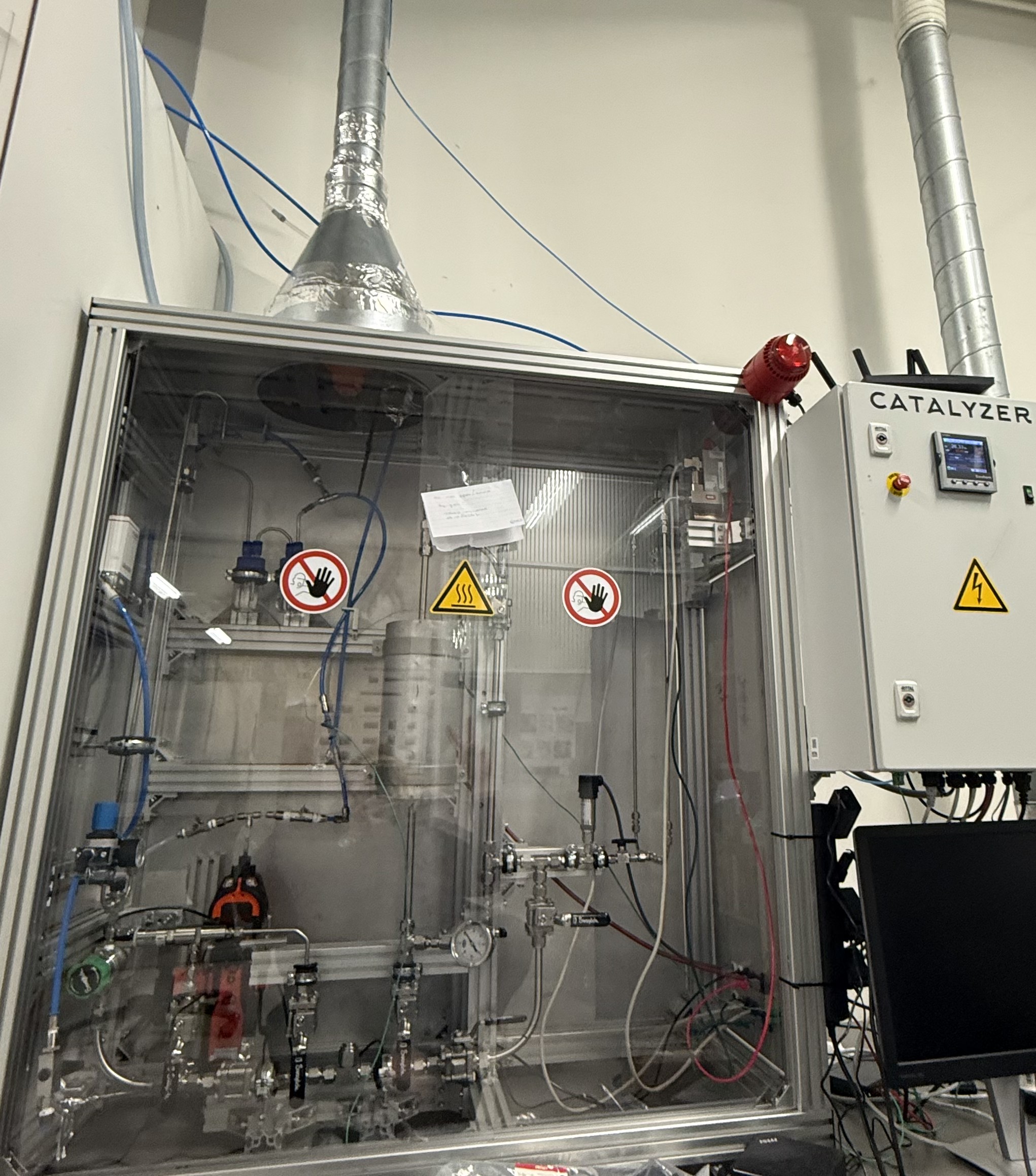 Catalyzer ammonia synthesis test rig